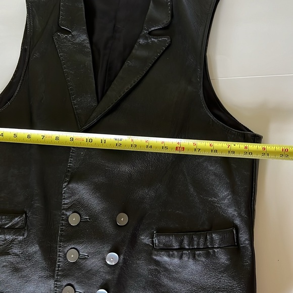 Vintage Genuine Leather Vest - Picture 9 of 15
